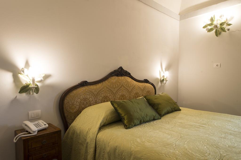 Hotel Palazzo Pacini Colle di Val d'Elsa Habitación foto
